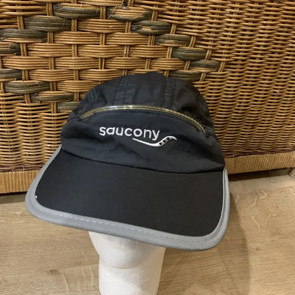 Saucony Running Panel Hat Cap Adjustable Drawstring Outspace Adult OSFM Black